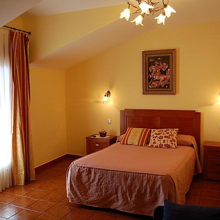 Hotel Rural Anamari Ciguenza  Eksteriør billede