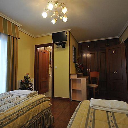 Hotel Rural Anamari Ciguenza  Eksteriør billede