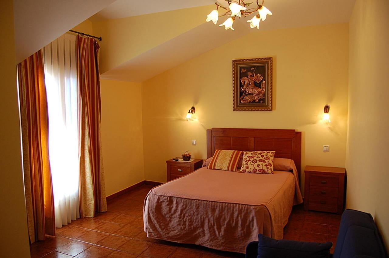 Hotel Rural Anamari Ciguenza  Eksteriør billede